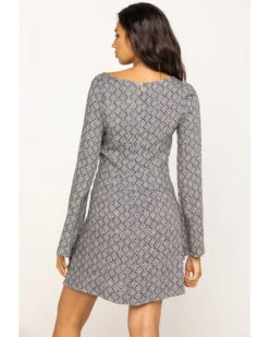 Stetson Women's Geometric Southwestern Bell Sleeve Dress 9 Stetson Women's Geometric Southwestern Bell Sleeve Dress -Cheap Western Femme Store 2000290558 001 P2