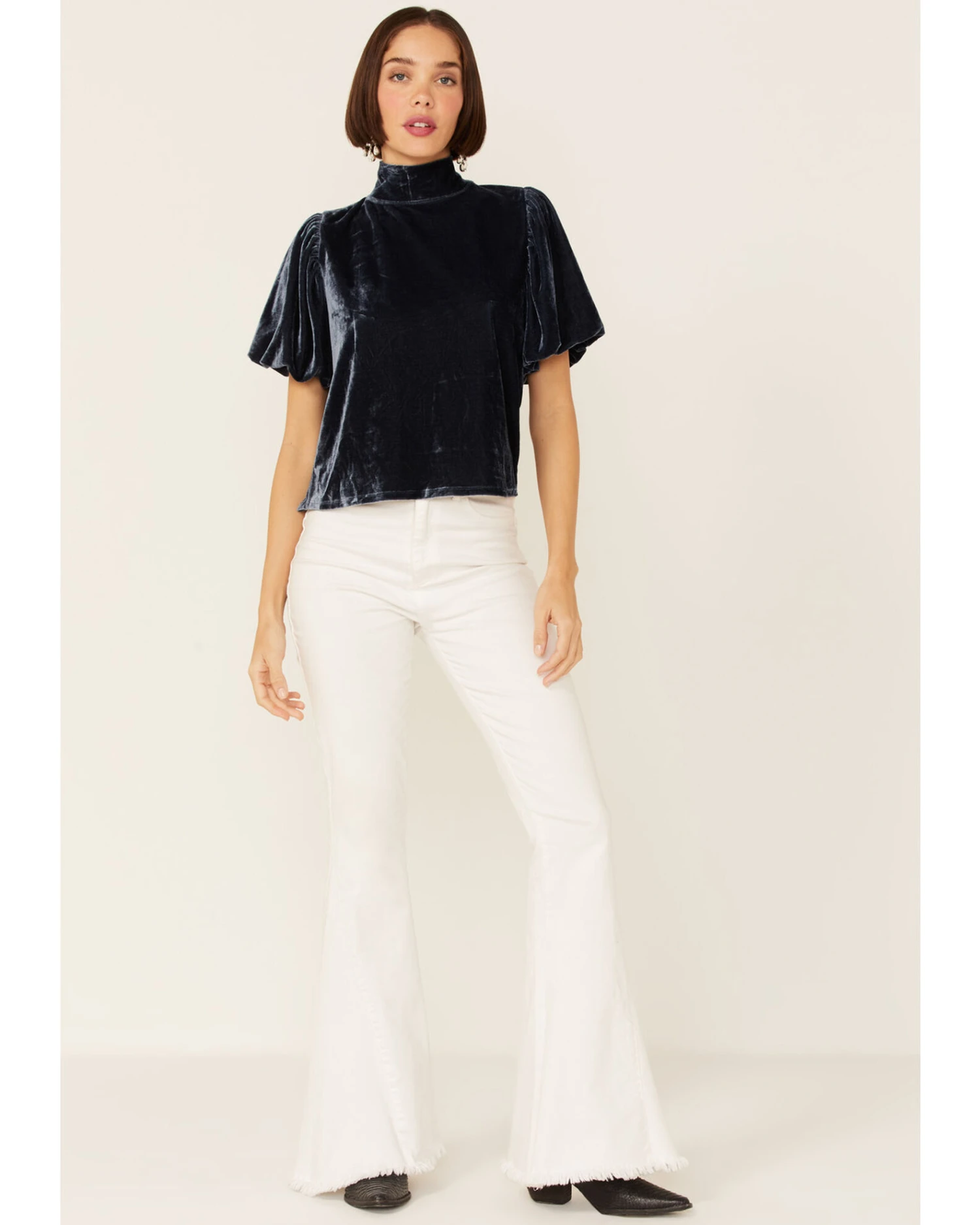 Free People Women's Velvet Knit Claudia Puff Short Sleeve Tee 4 Free People Women's Velvet Knit Claudia Puff Short Sleeve Tee - Image 4