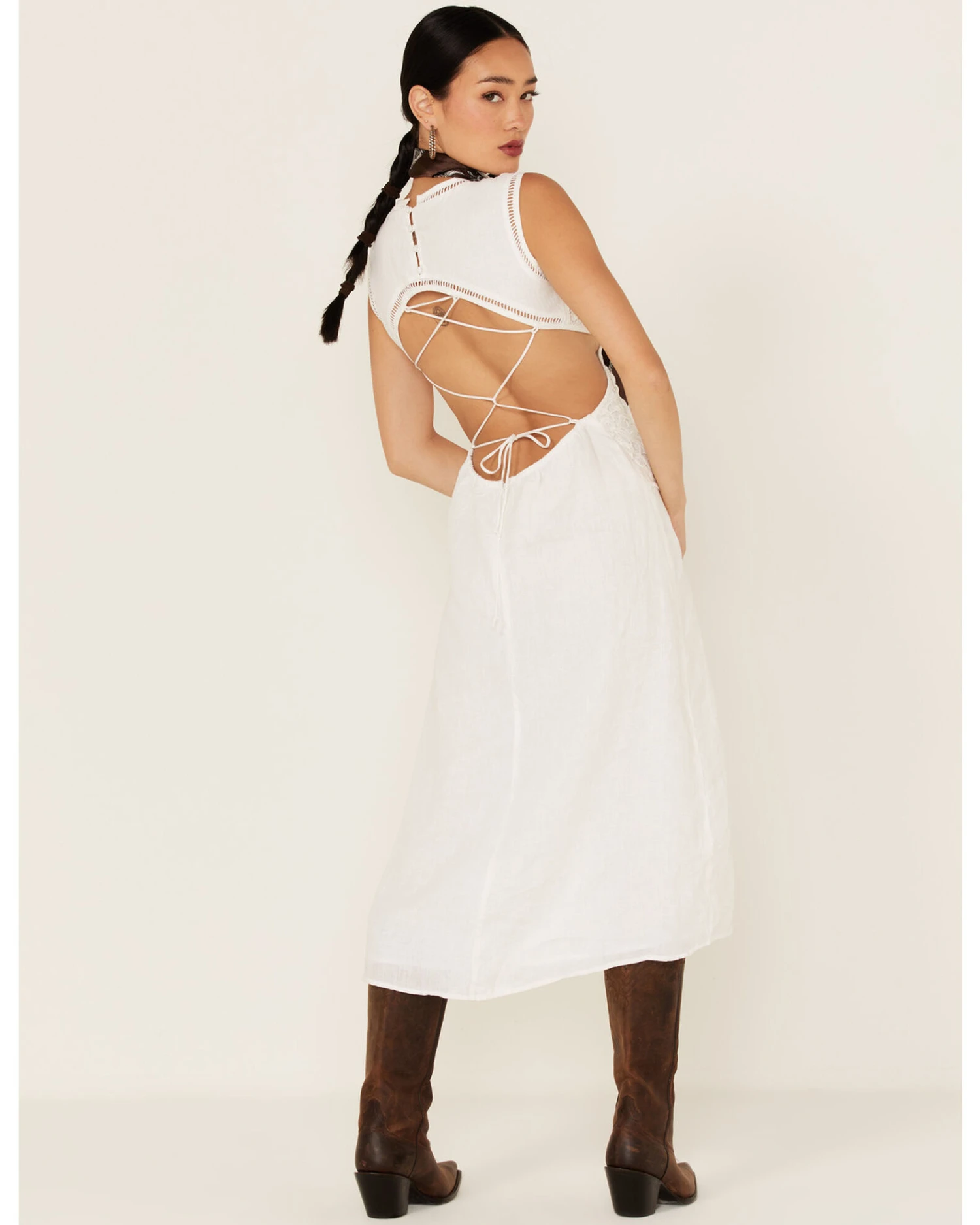 Maia Bergman Women's Kali Butterfly Lace Dress 2 Maia Bergman Women's Kali Butterfly Lace Dress - Image 2