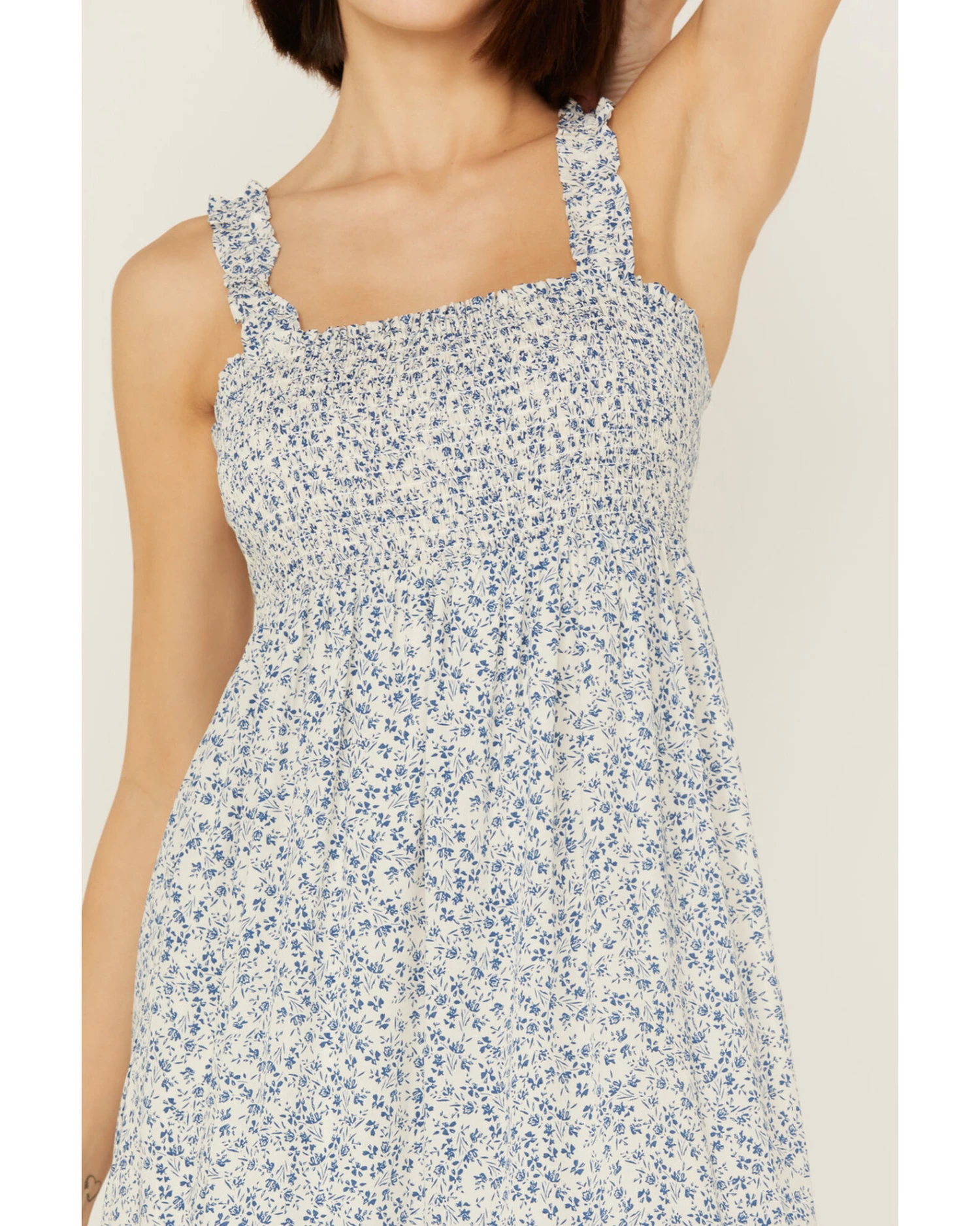Lush Women's Blue Floral Smocked Midi Dress 4 Lush Women's Blue Floral Smocked Midi Dress - Image 4