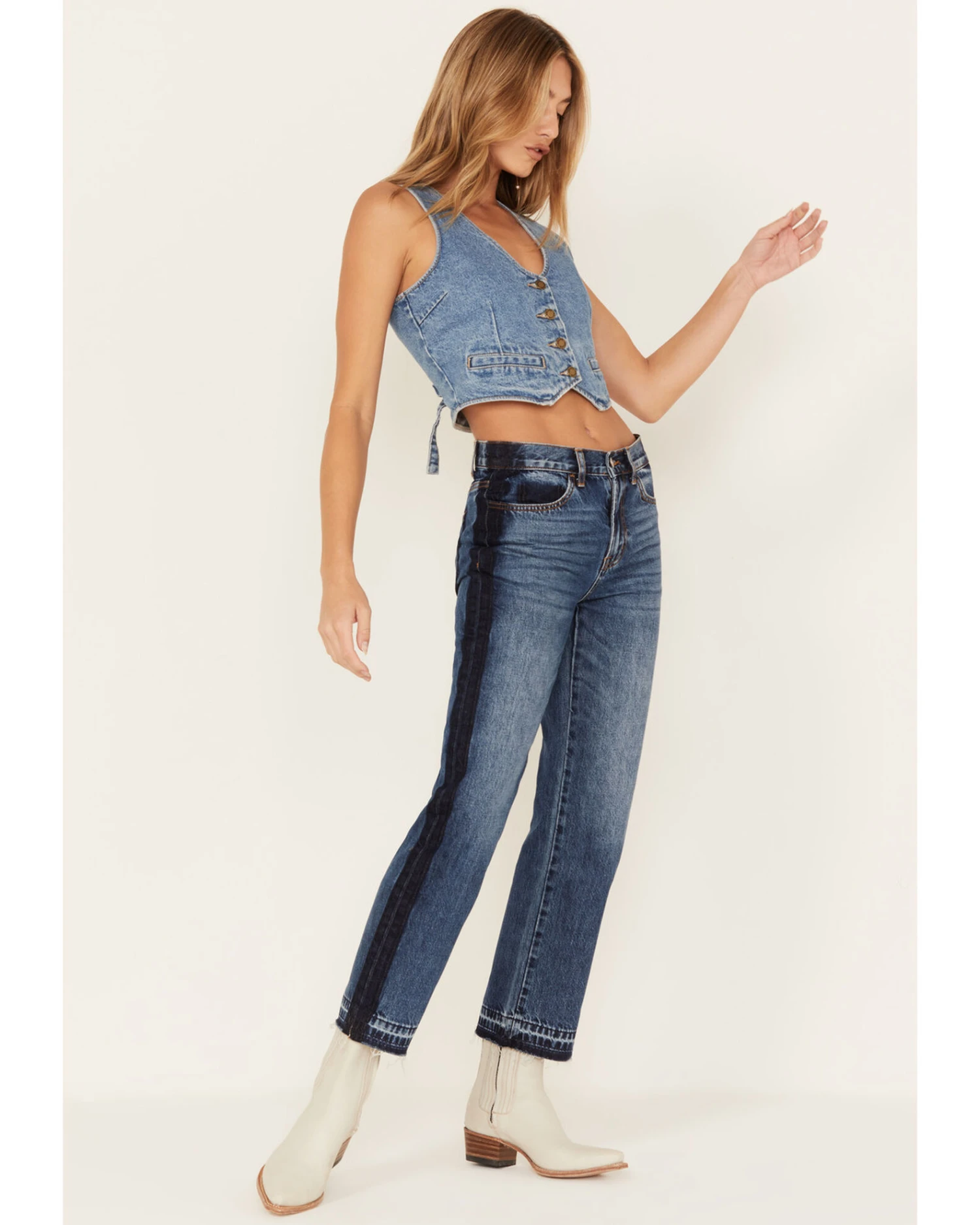 Ceros Women's Medium Wash High Rise Dark Wash Side Seam Straight Jeans 2 Ceros Women's Medium Wash High Rise Dark Wash Side Seam Straight Jeans - Image 2