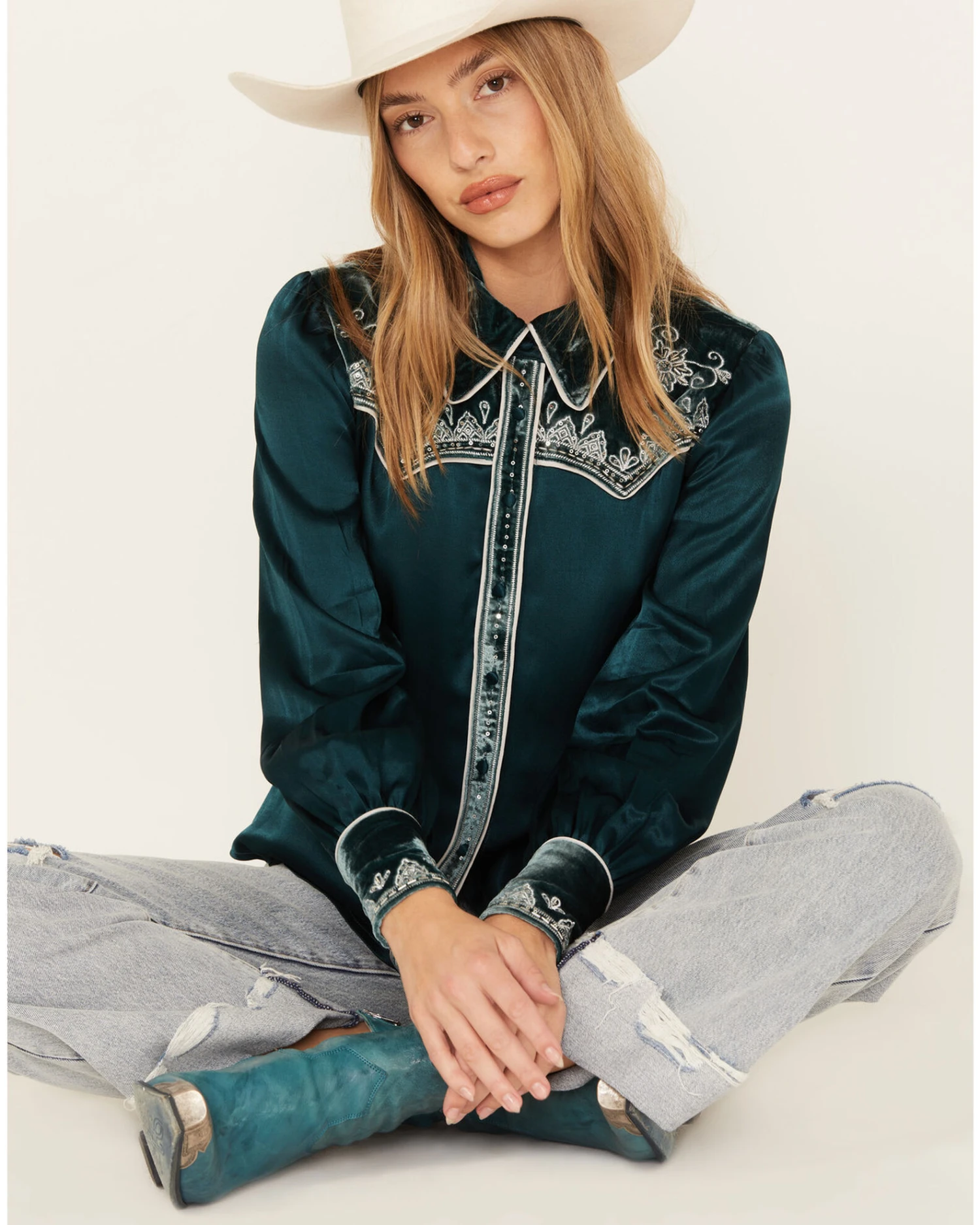 Shyanne Women's Embellished Velvet Long Sleeve Button-Down Western Shirt 3 Shyanne Women's Embellished Velvet Long Sleeve Button-Down Western Shirt - Image 3