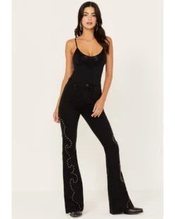 Idyllwind Women's Alameda High Risin Studded Stretch Flare Jeans -Cheap Western Femme Store 2000383280 001 P1