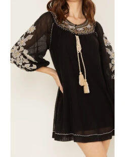 Shyanne Women's Gauze Embroidered Dress