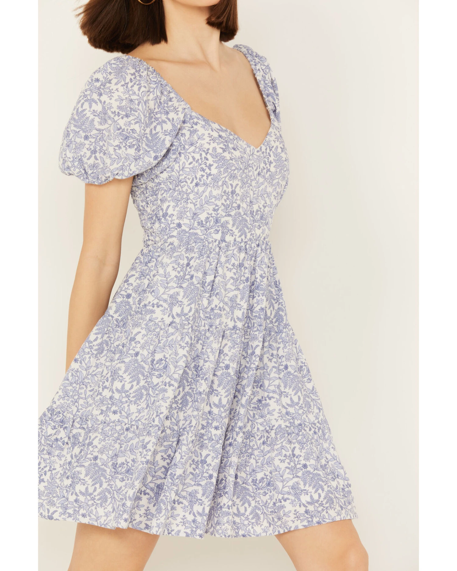 Yura Women's Floral Short Sleeve Mini Dress 4 Yura Women's Floral Short Sleeve Mini Dress - Image 4